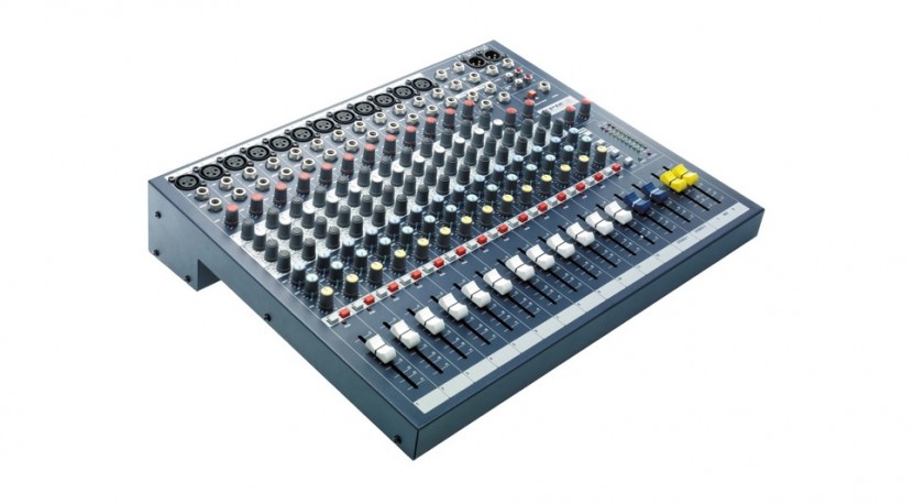 Table de Mixage orchestre Soundcraft EPM12