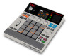 Sampler et séquenceur Akai MPC sample